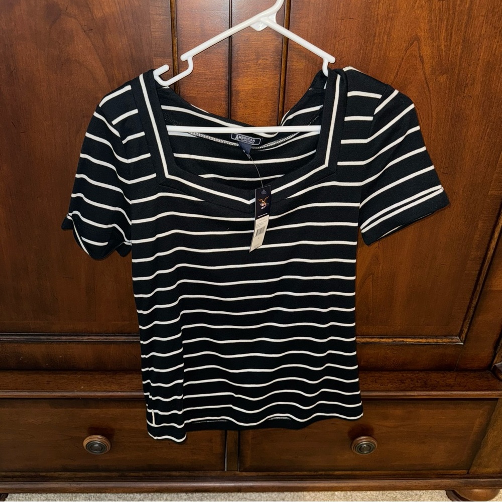 American Living Black and White Striped Short Sleeve Tee